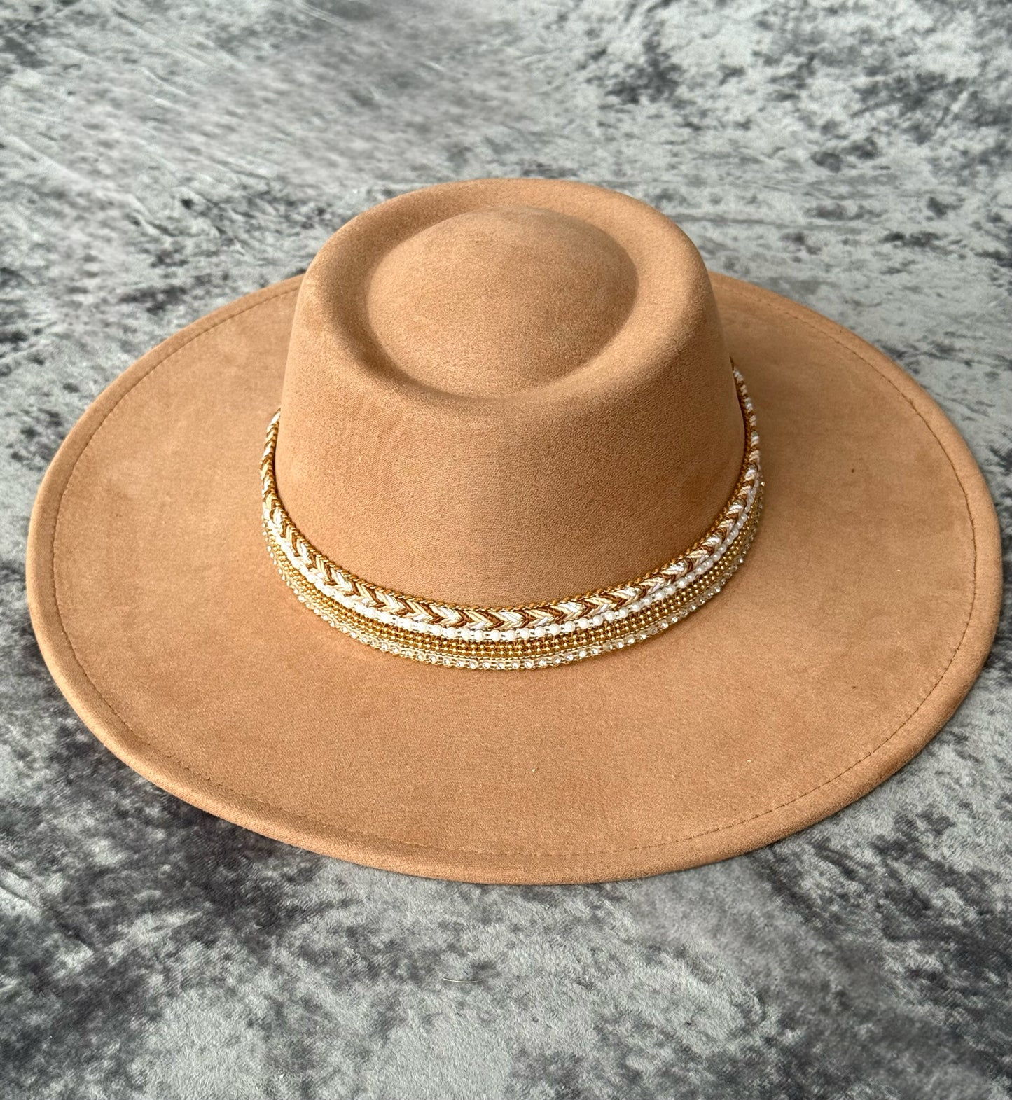 Vegan Suede Flat Classic Wide Brim-Style Hat – Unisex ,Adjustable & Stylish Suitable for Pyrography, Laser Engraving - Accessorizmee