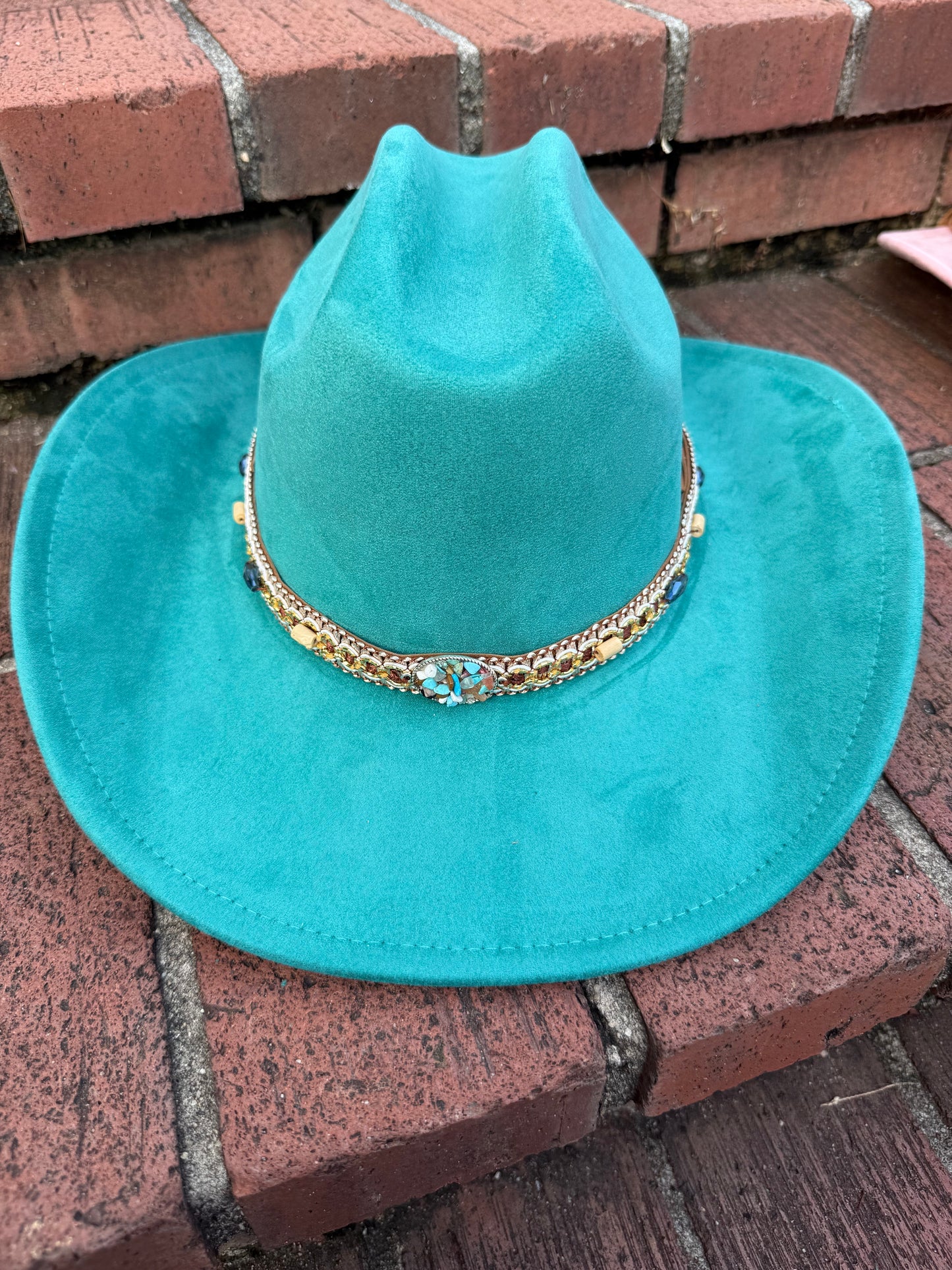 Premium Suede Cowboy Hat - Gold Design with Decorative Colorful Accents - Accessorizmee
