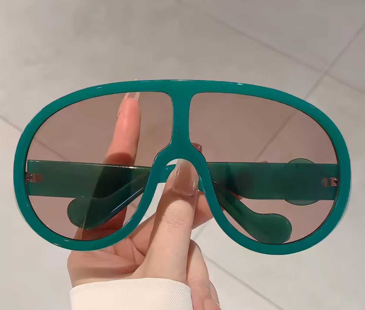 Tea Statement Sunglasses, Durable Resin & Metal Unisex Design - Lightweight - Accessorizmee