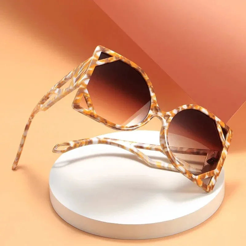 For you statement Sunglasses, Durable Resin & Metal Unisex Design - Lightweight - Accessorizmee