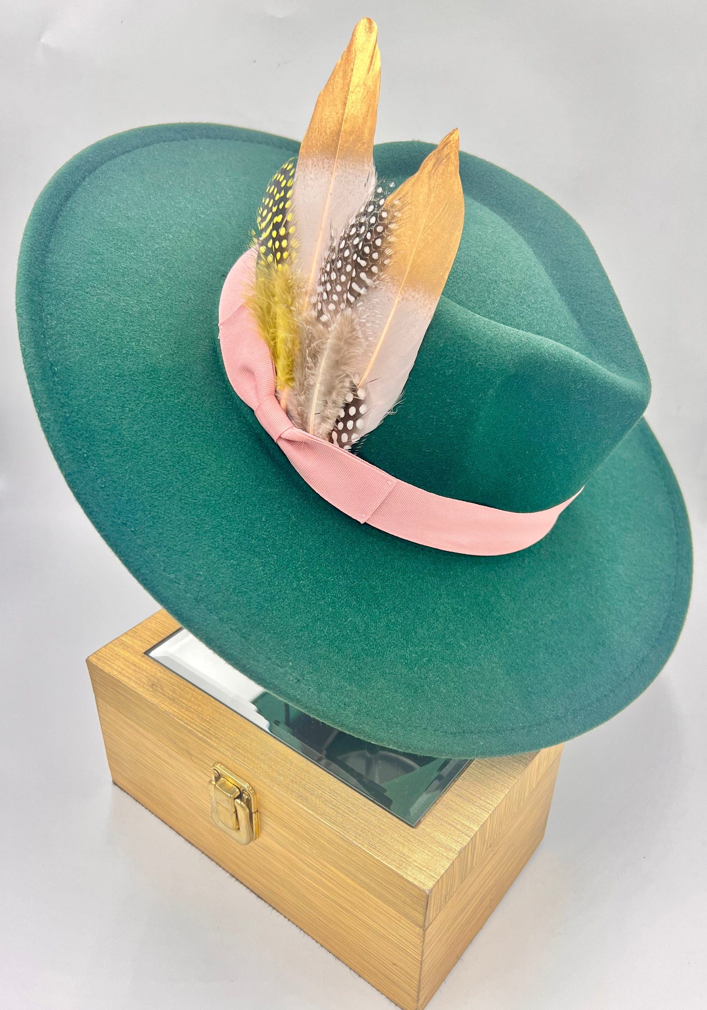 Luxury Bow Tie Fedora Hat -Deep green - Accessorizmee