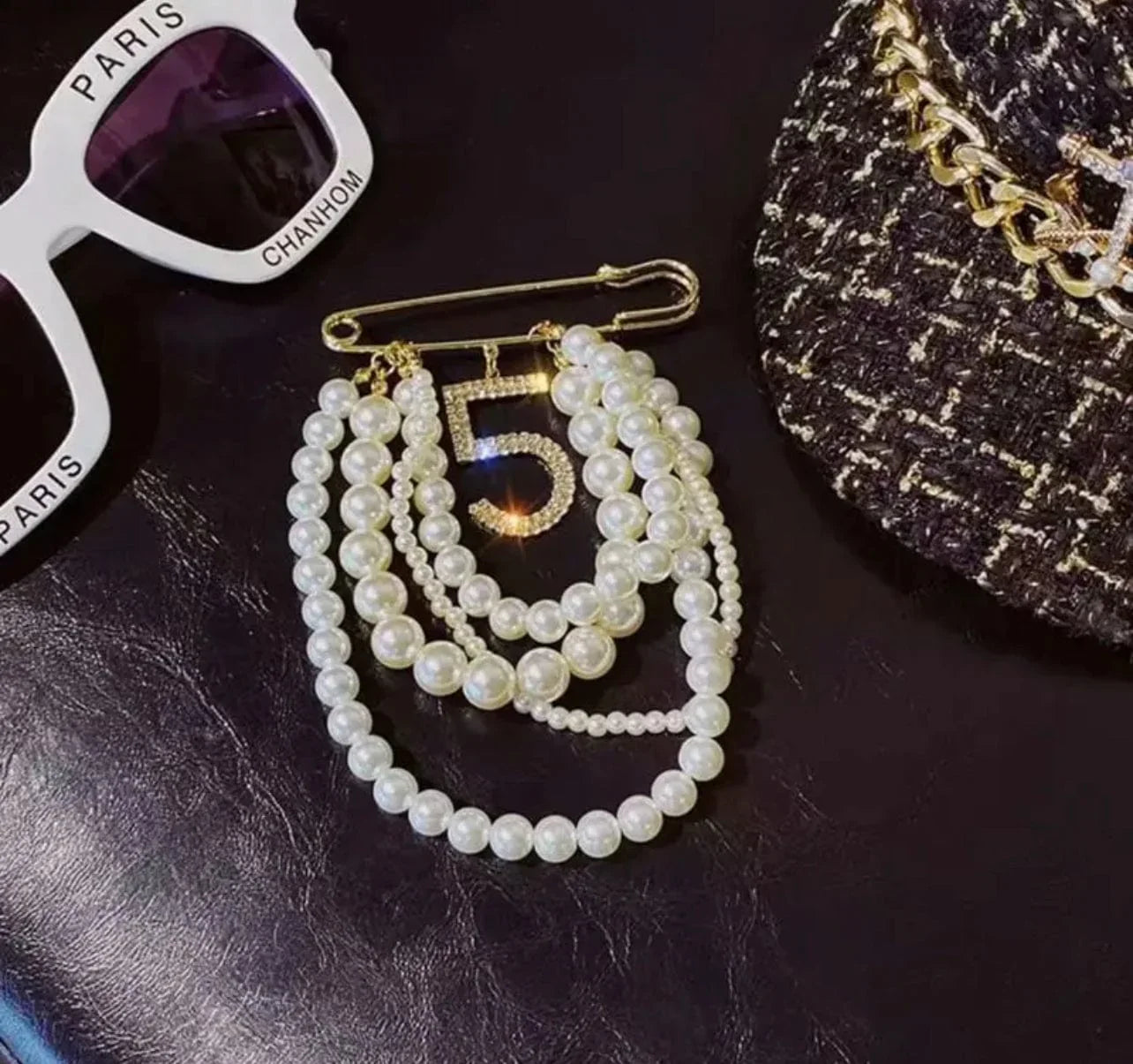 Lux Brooch-Pearls5 - Accessorizmee