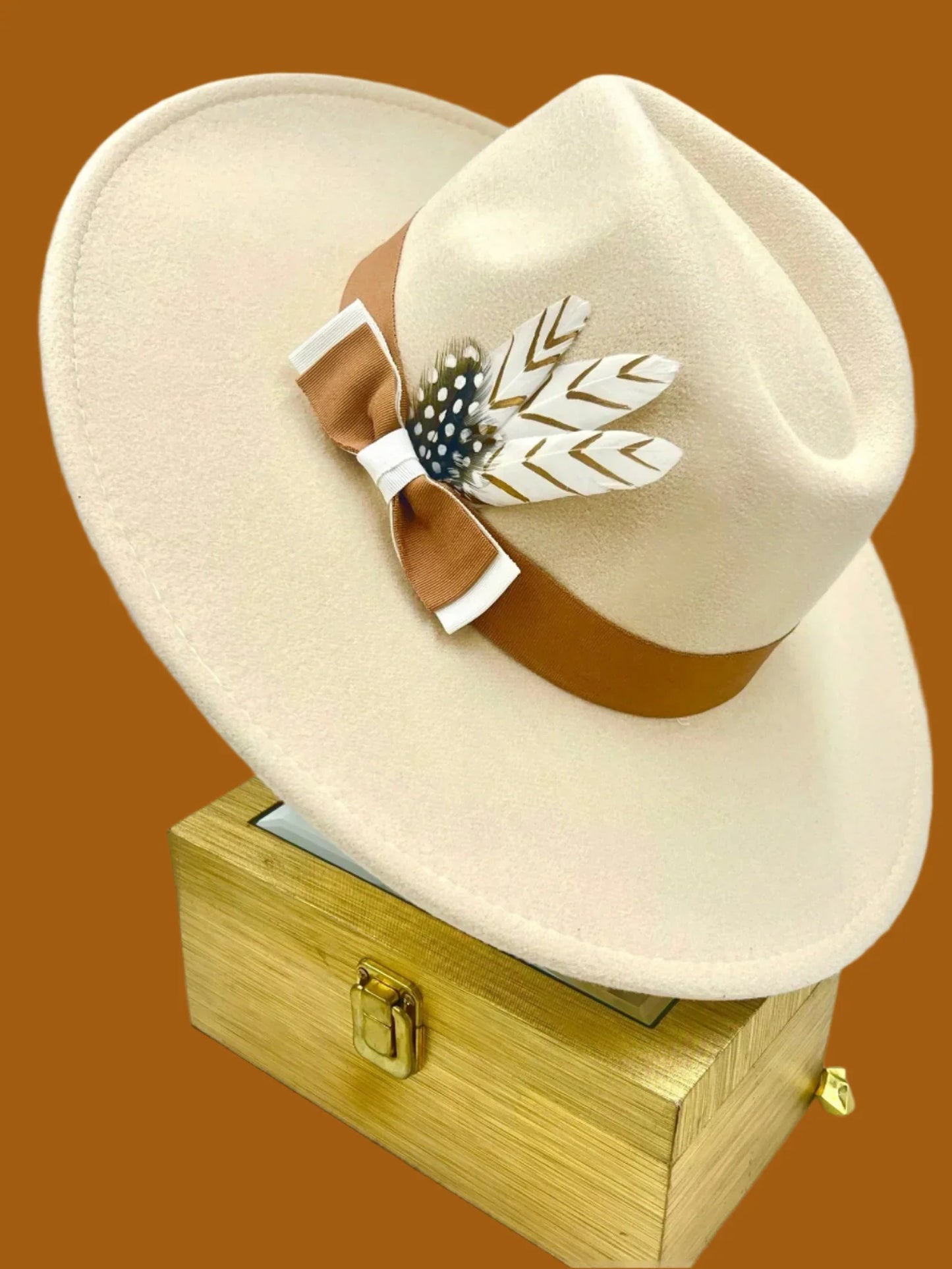 Luxury Fedora Hat -Warmcream - Accessorizmee