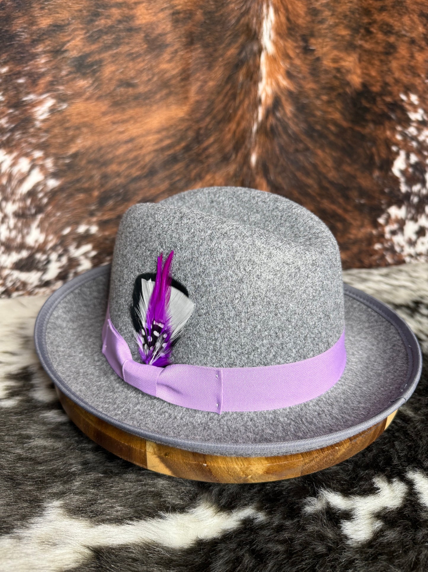 The Feathered Dapper Hat - Classic Design, Comfortable Fit, Perfect for Everyday Wear