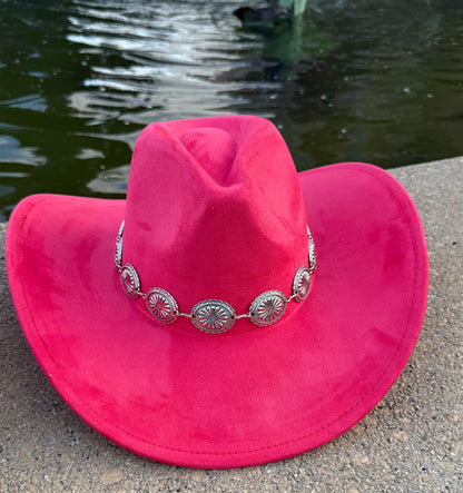 Premium Suede Cowboy Hat - Carmel Design with Decorative chain and Silver Accents - Accessorizmee