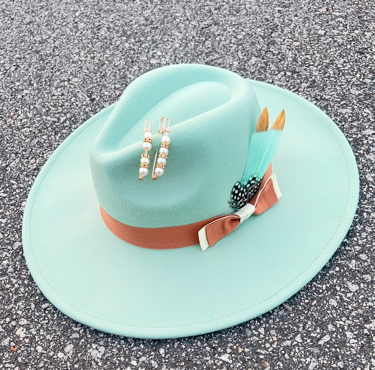 Accessorizmee Bow Tie Fedora in Vanilla Mint - Stylish hat with bow detail
