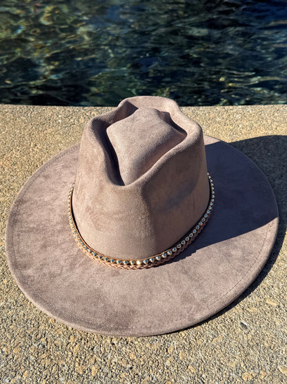 Arrowhead Widebrim gold Design with Decorative Colorful Accents