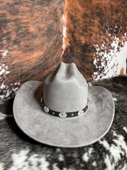 Premium Suede Cowboy Hat - Adjustable Straps Inside, Unisex Design, Size 56-58cm, Western Style, Fashionable & Functional, Shipped in a Box - Accessorizmee
