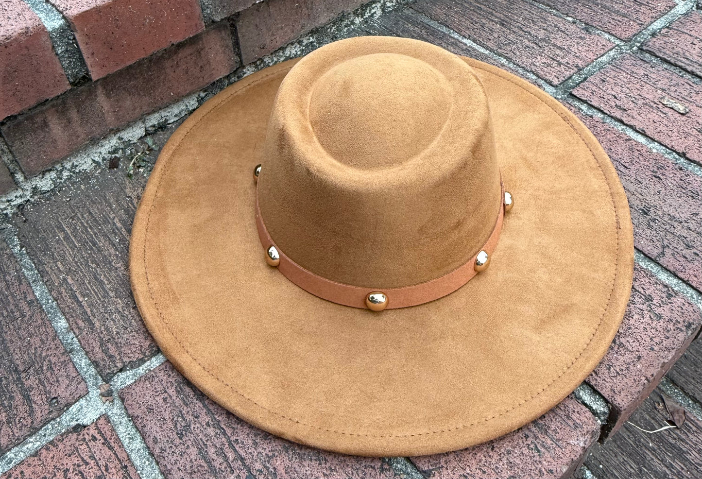 Round Boater Brim Studded Hat