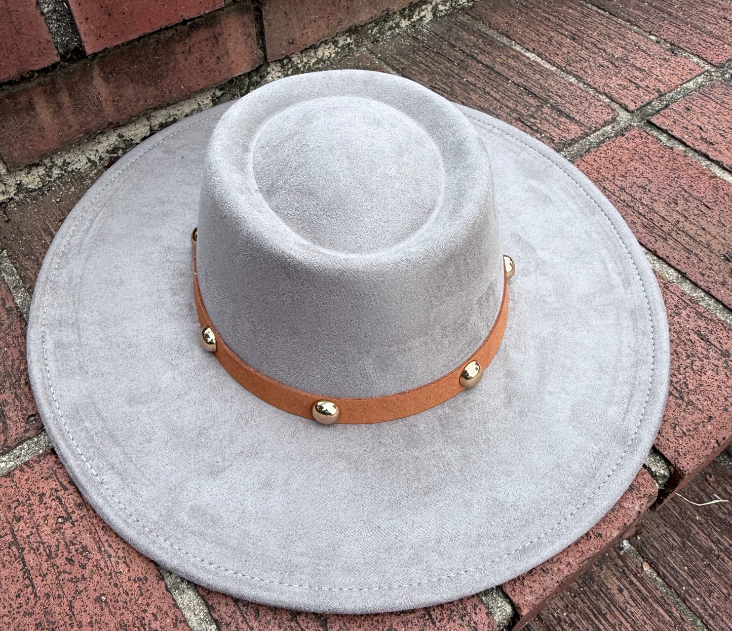 Round Boater Brim Studded Hat