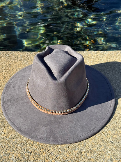 Arrowhead Widebrim gold Design with Decorative Colorful Accents