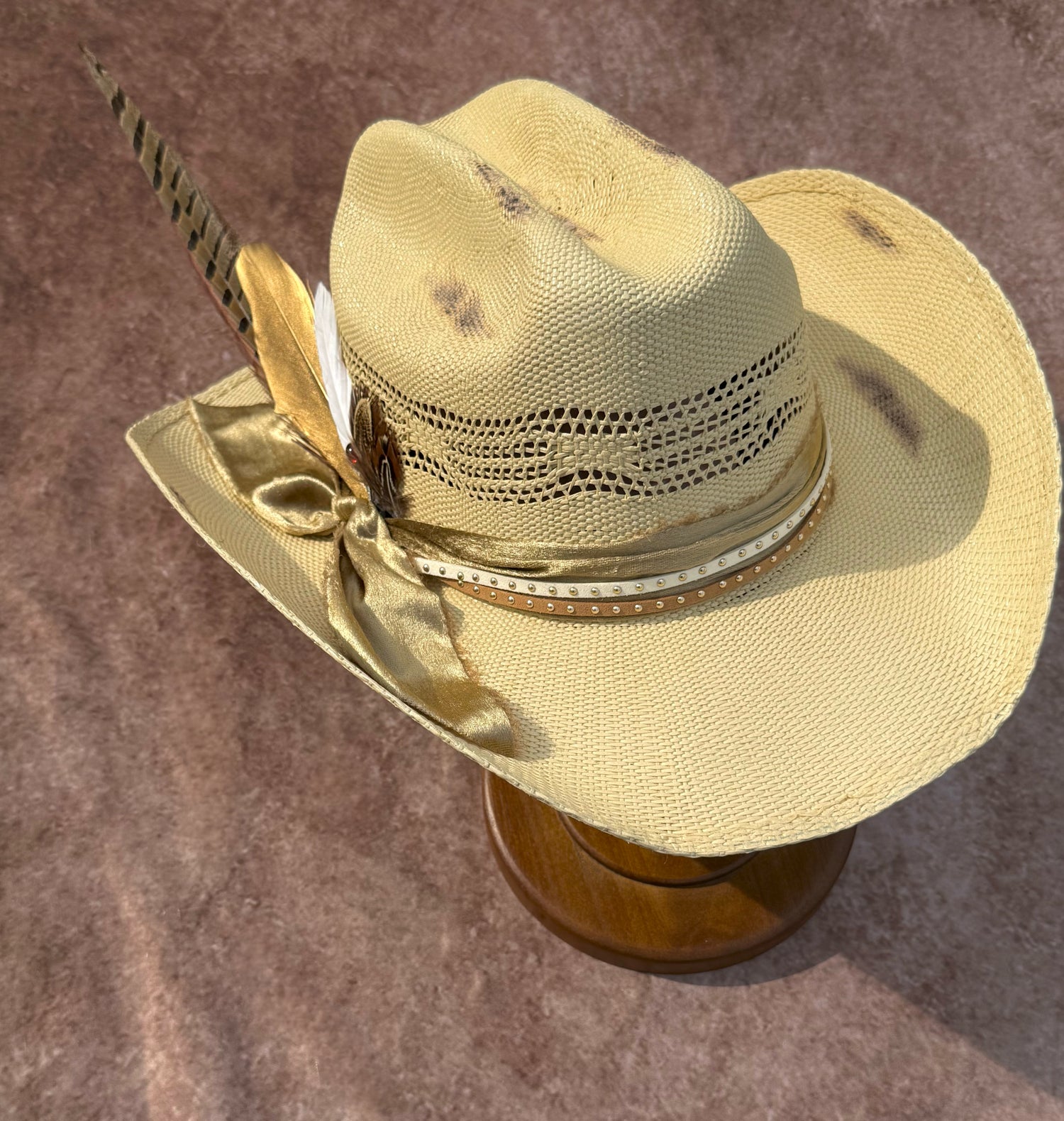 Lux Cowboy Straw Hat - Hand Wash Only, Adjustable Straps, 56-58cm Size, 7cm Brim, 12cm Height, Unisex, Natural Grass Material - Accessorizmee