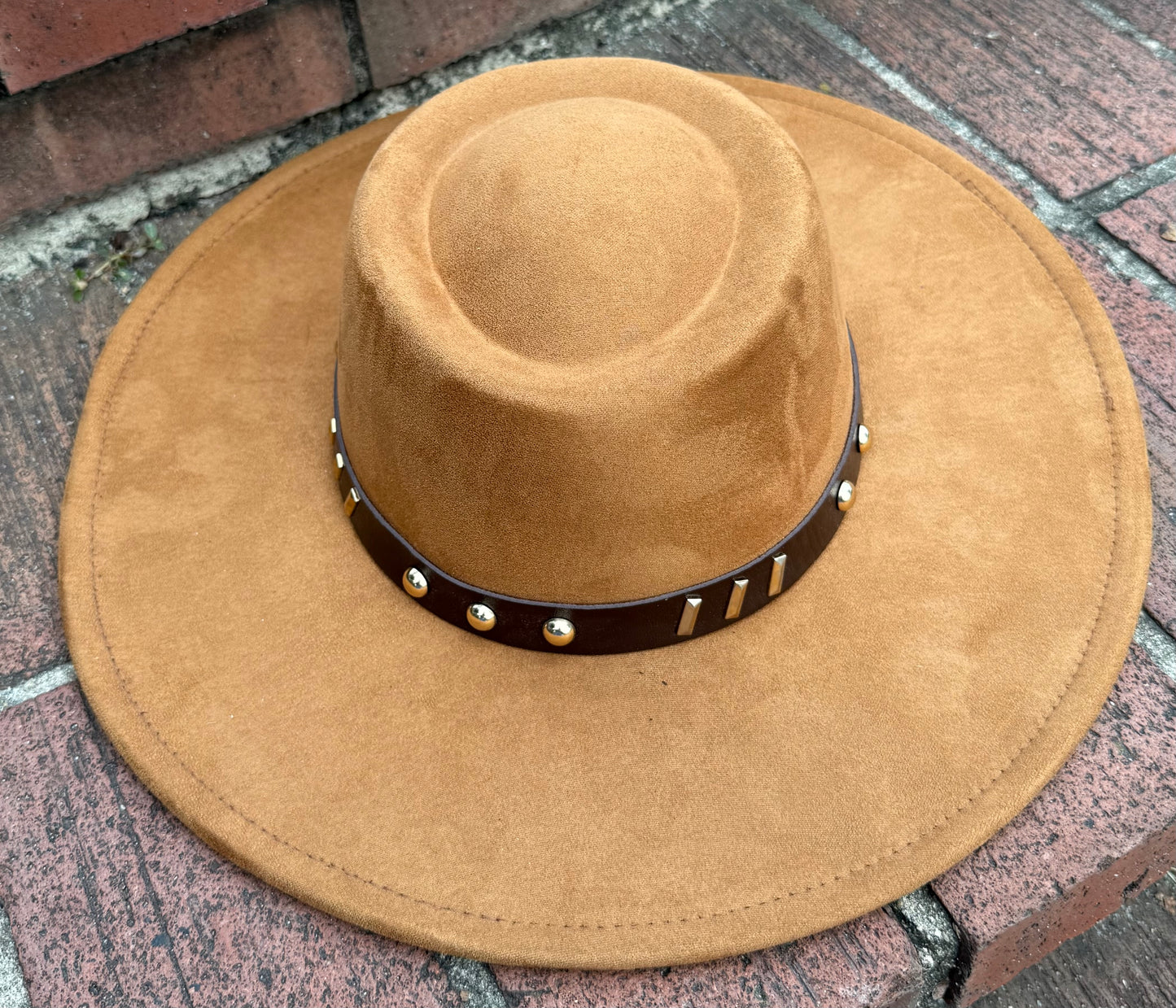 Round Boater Brim Striker Studded Hat