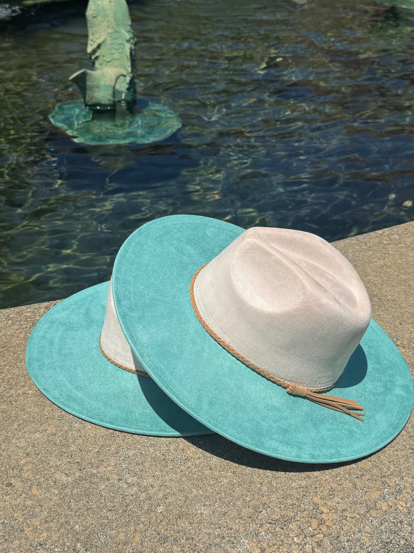 Two Toned Vegan Suede Hat Blank, Hat for Burning, Hat Pyrography, Fedora Hat, Wide Brim Hat, Hat for Engraving