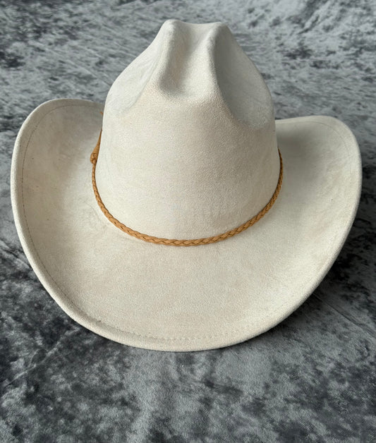 Premium Suede Cowboy Hat - Adjustable Straps Inside, Unisex Design, Size 56-58cm, Western Style, Fashionable & Functional, Shipped in a Box - Accessorizmee