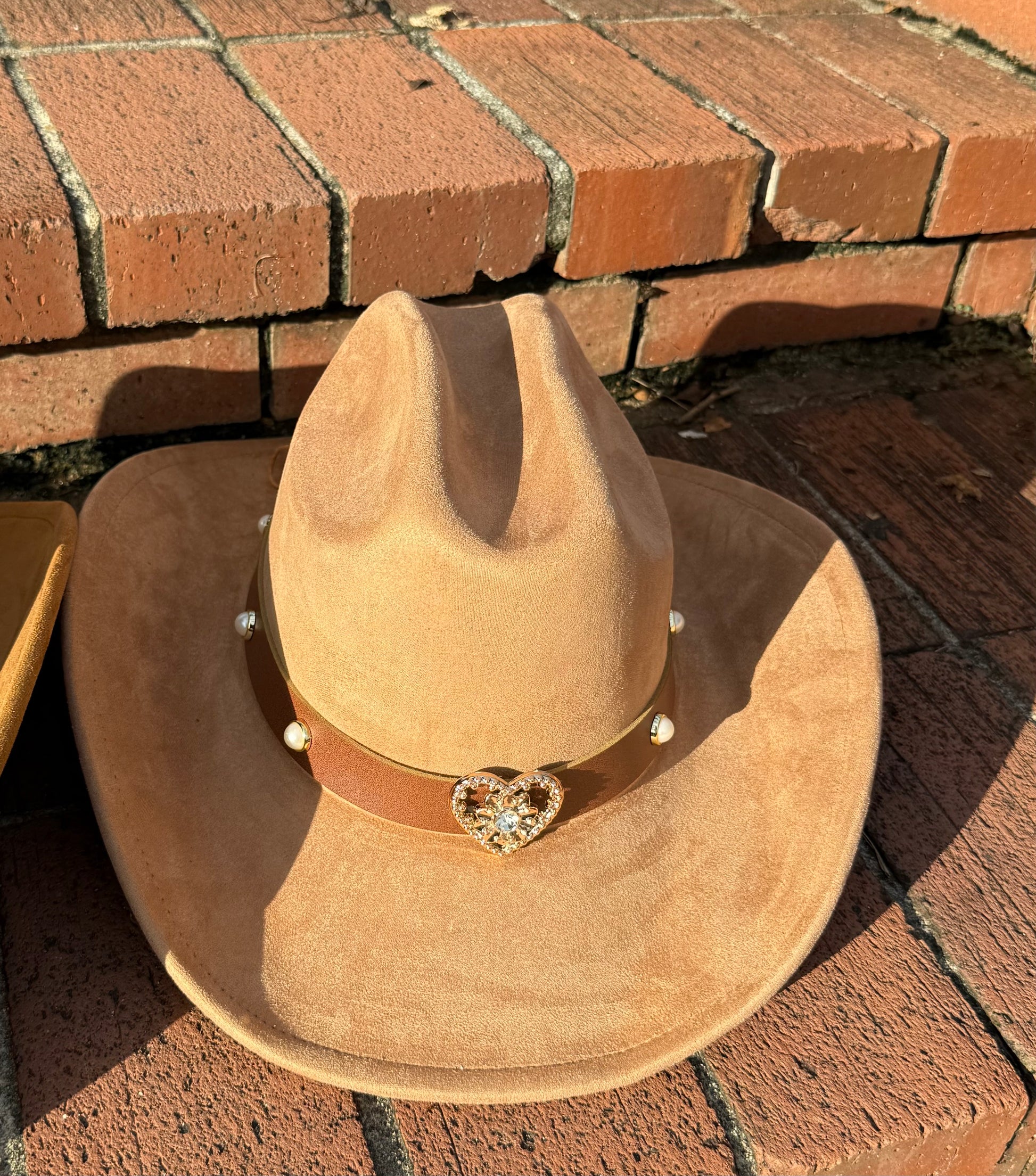 Premium Suede Cowboy Hat - Gold Design with Decorative Colorful Accents - Accessorizmee