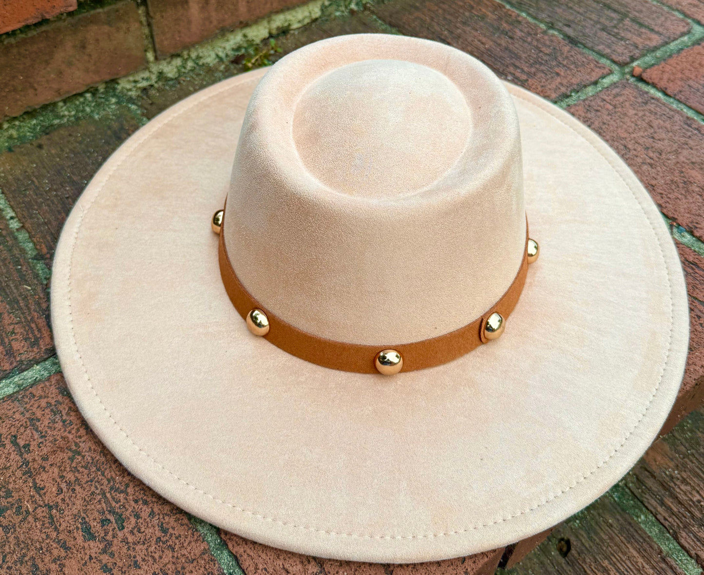Round Boater Brim Studded Hat