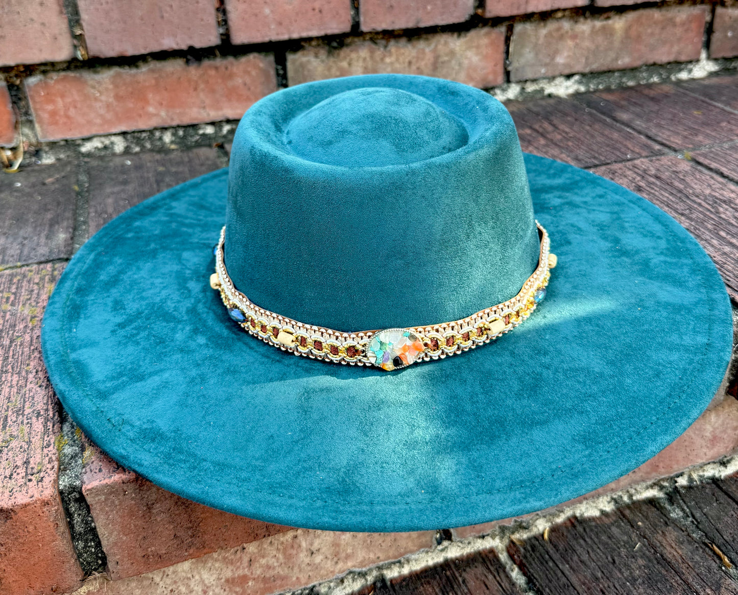 Round Rockme Boater Brim Fedora Hat