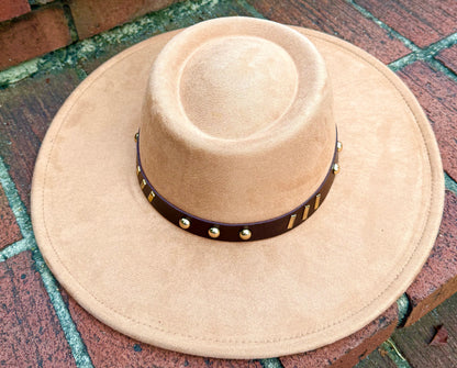 Round Boater Brim Striker Studded Hat