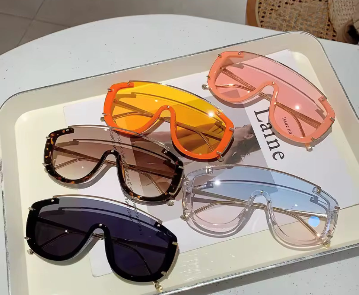 For you statement Sunglasses, Durable Resin & Metal Unisex Design - Lightweight - Accessorizmee