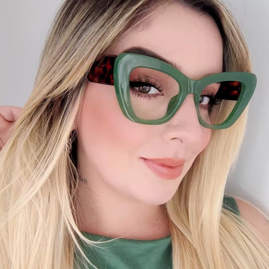 Trendy Sunglasses, Womens Cute Fashion Square Cat Eye Sun Glasses - Accessorizmee