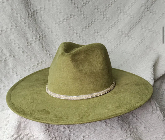 Dazzleme Suede Wide Brim Fedora Hat - Vegan Suede Material, Adjustable Straps, 10cm Brim, 12cm Height, Unisex Fashion Accessory - Accessorizmee