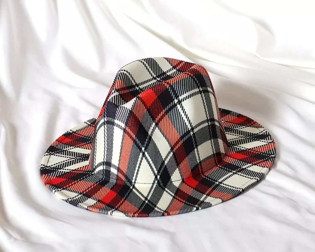 Accessorizmee Back to School Two-Toned Fedora - A chic, custom fedora for a stylish academic look

