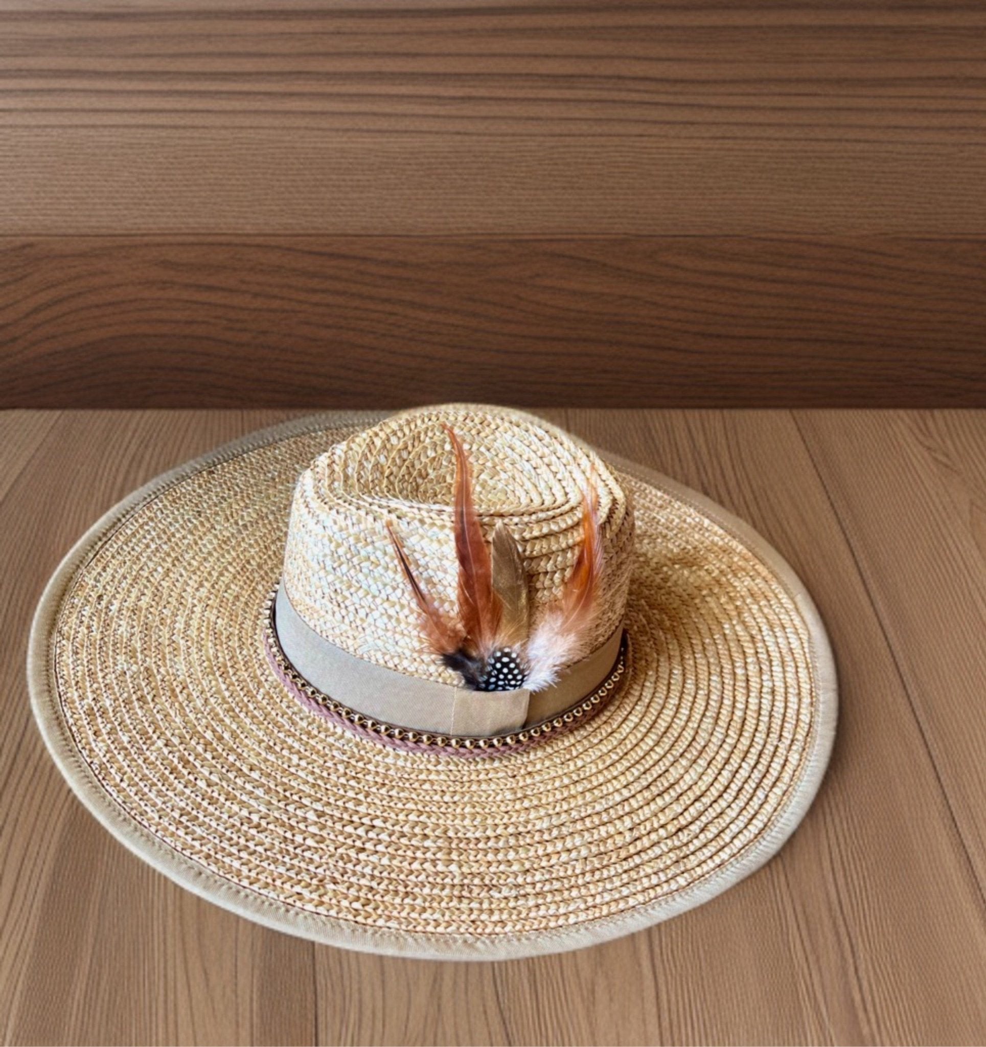 Accessorizmee Boss Brim Luxury Straw Fedora hat for elegant outdoor styling
