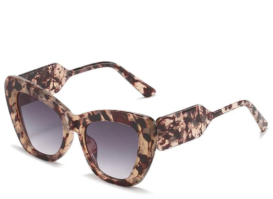 Caught you looking Statement Sunglasses-dark - Accessorizmee