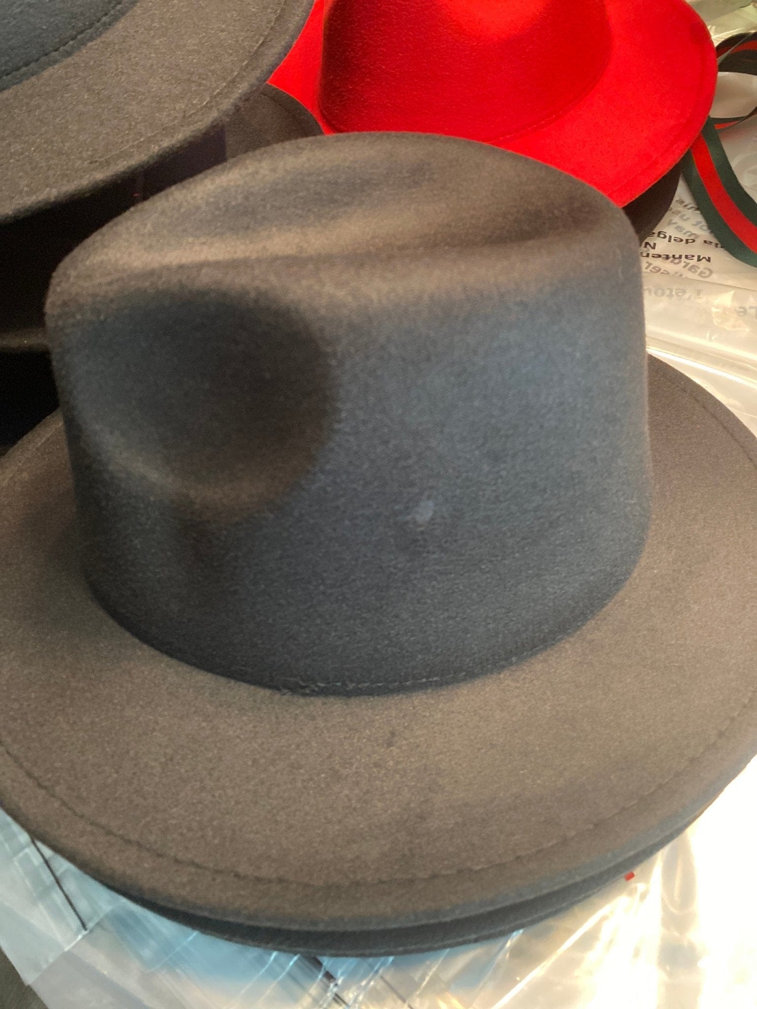 Defective Two-toned black/red - Accessorizmee