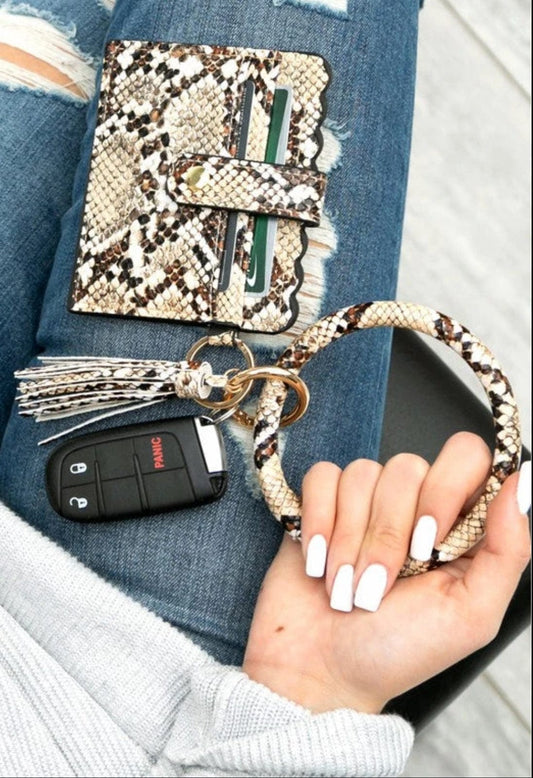 Timeless wristlet - Accessorizmee